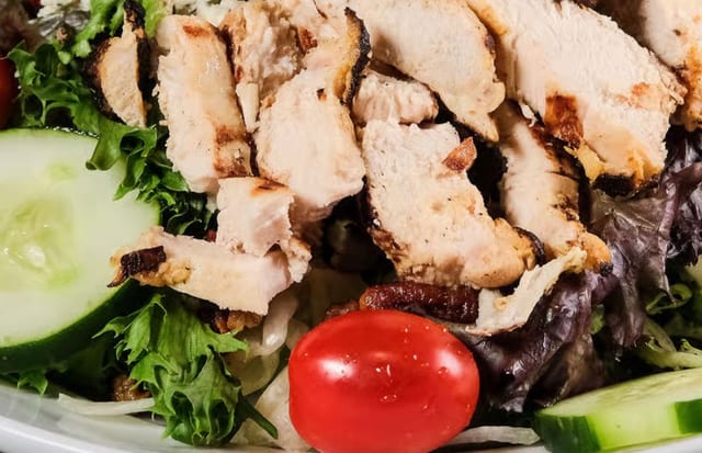 Wolfy's California Chicken Tossed Salad.